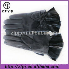 lined leather gloves